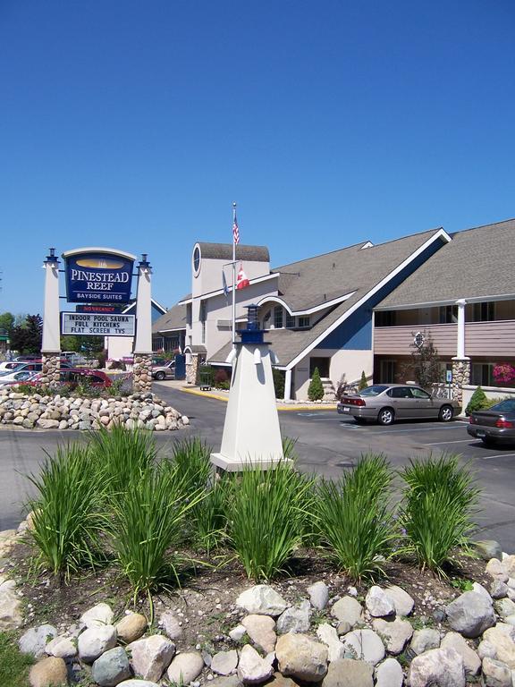 Pinestead Reef Resort Traverse City Zewnętrze zdjęcie