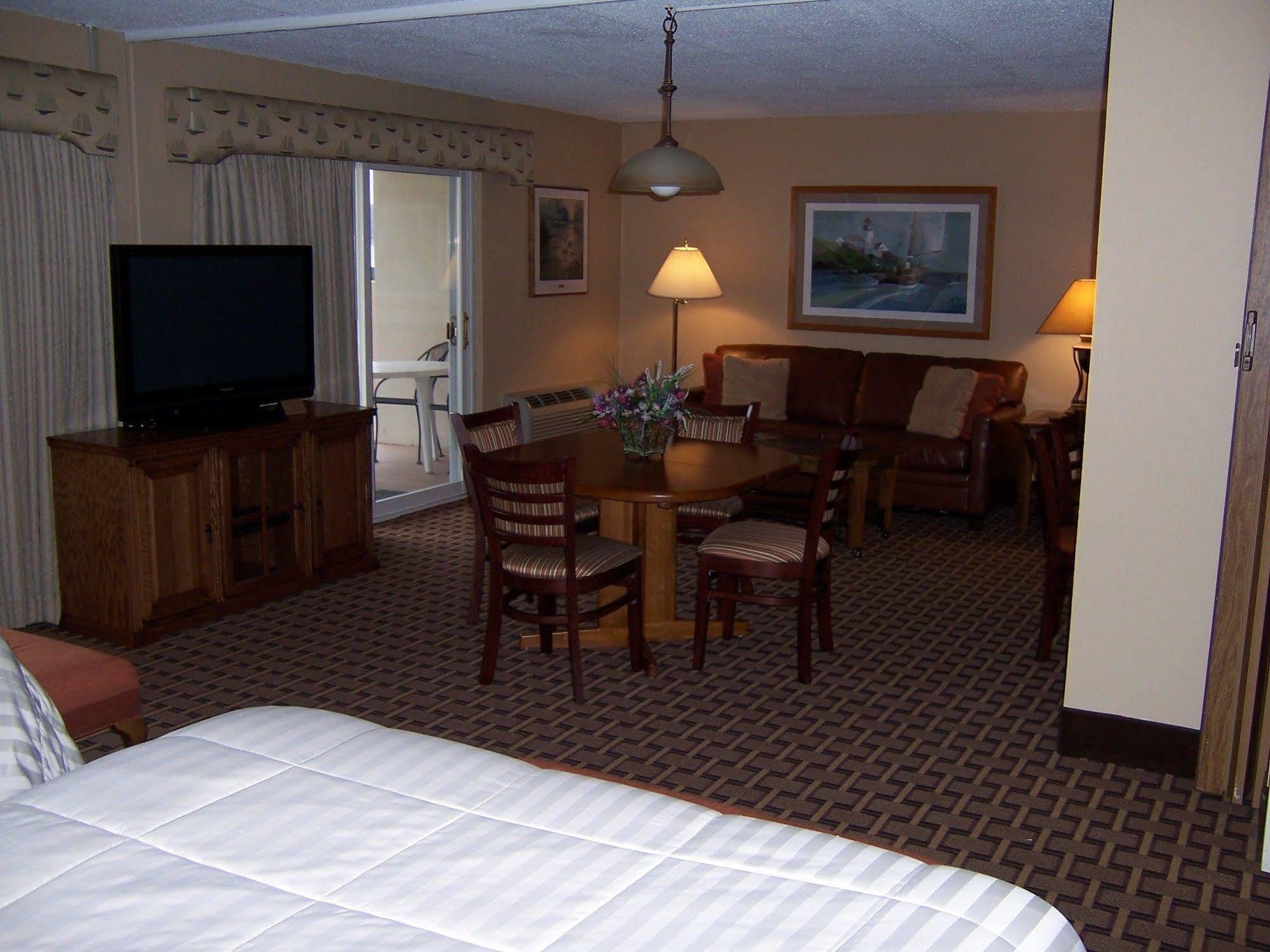 Pinestead Reef Resort Traverse City Zewnętrze zdjęcie